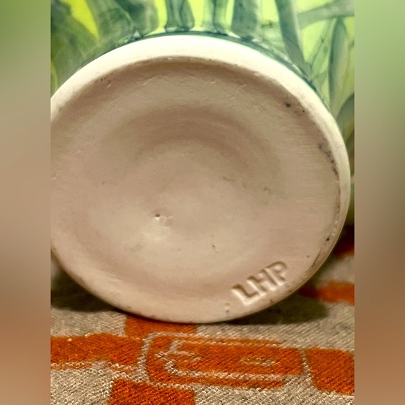 Linden Hills Pottery Studio Iris Sunrise Vase Stamped LHP - Picture 6 of 6